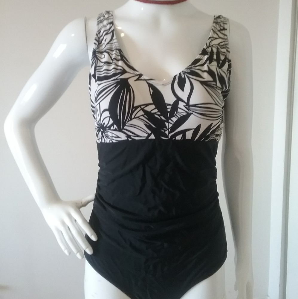 Costa Del Sol 12 D Swimsuit